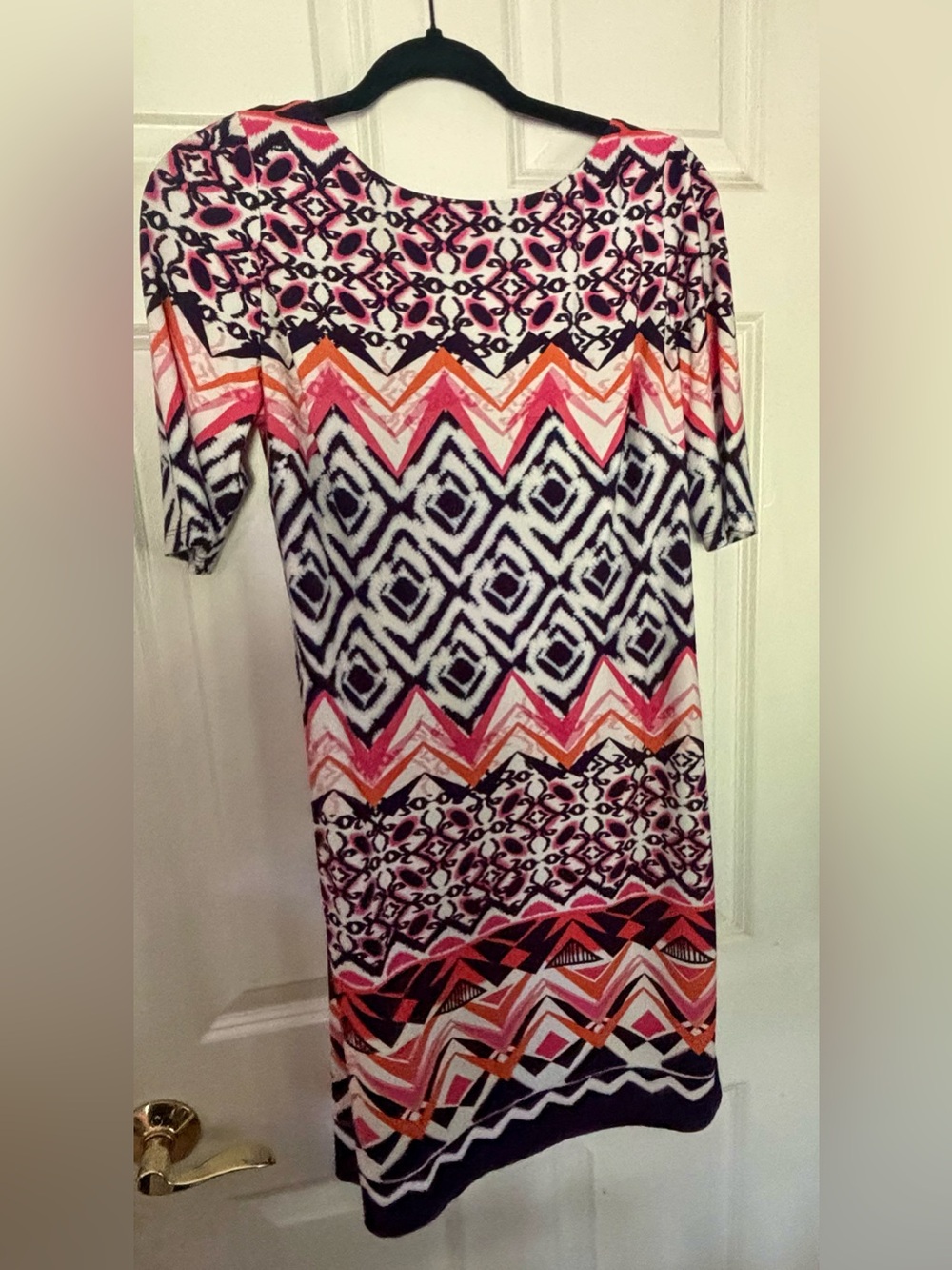 Vince Camuto Geometric Chevron Slinky Sheath Dress NWOT Size 6